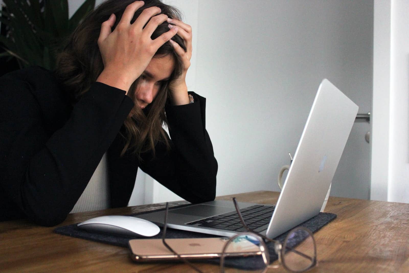 Managing startup debt. Blaze Business & Legal.