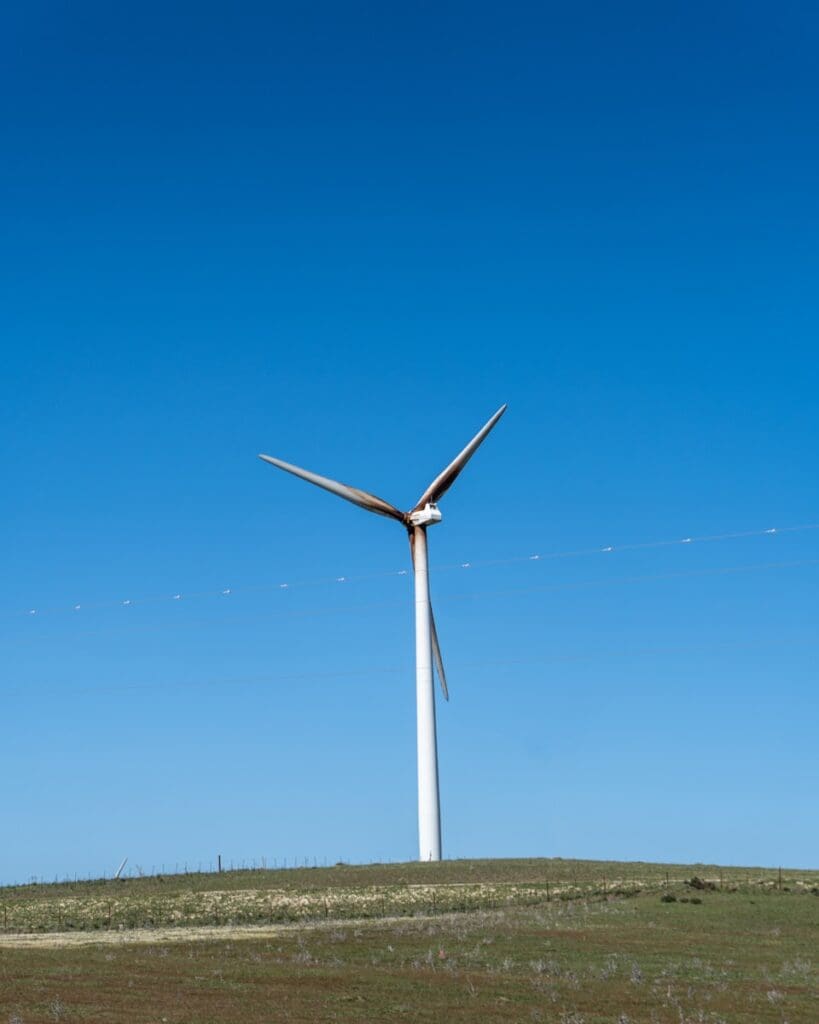AS2124-1992 - Australian Standard Conditions of Contract for Construct Only Projects 3 Wind turbine on top of a hill. Construction Contract. Construct Only. AS2124-1992. AS2124