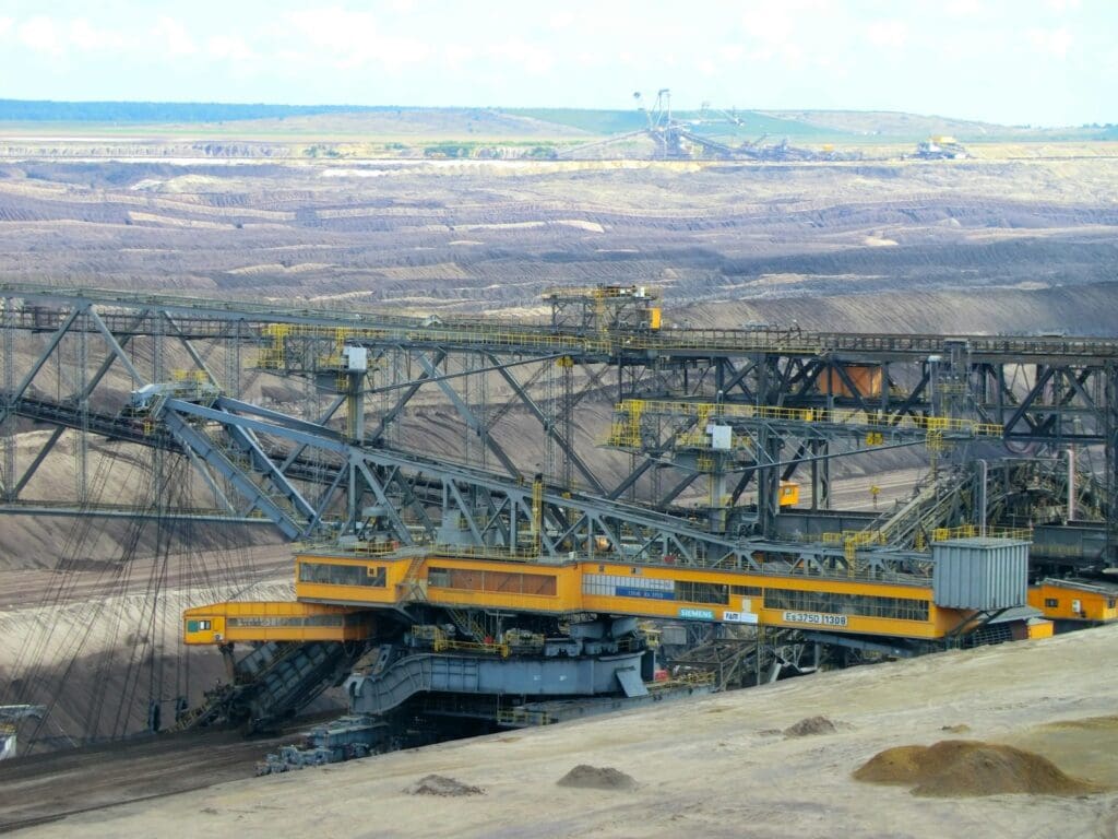 Find Your Trusted Construction Lawyer Brisbane in 2025 4 Mining equipment in a pit. Construction Law. Building Construction Lawyer. AS2124-1992. AS2124. Construction Lawyer Brisbane