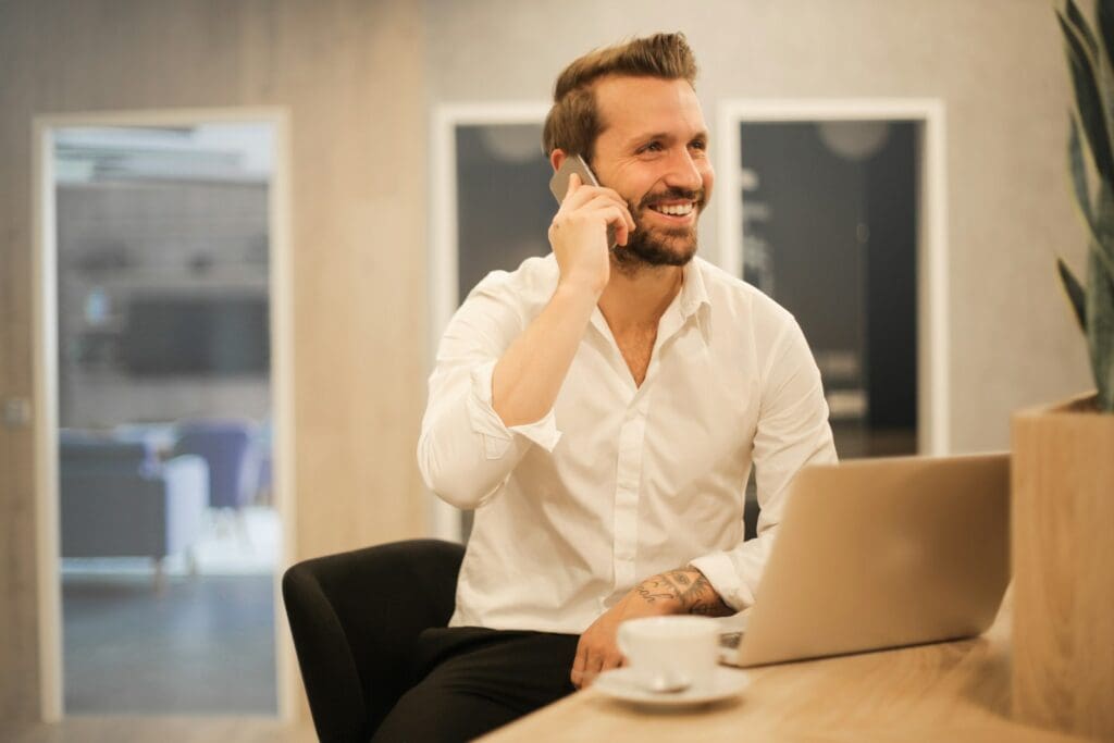 Business Contract Review Lawyer - Protect Your Business with Expert Legal Advice 3 Business owner speaking with Business Contract Review Lawyer