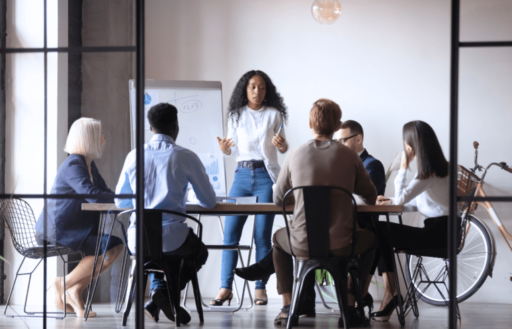 Management Consulting – A Straightforward Guide for Australian Business Owners 7 Management Consultant delivers a presentation to her clients. Management Consulting
